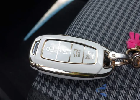 2018 Hyundai Kona Sel z USA, uszkodzony, nr VIN KM8K62AA3JU102621